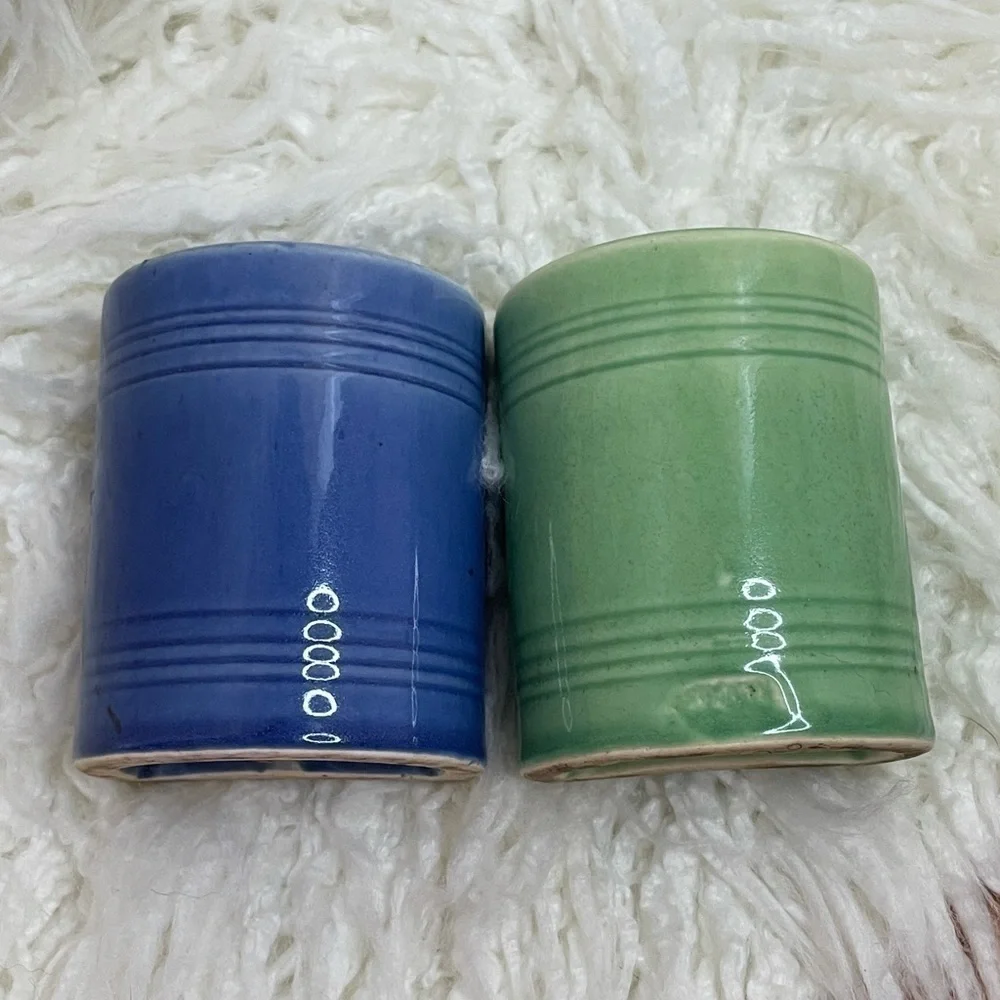 Vintage Pottery Salt & Pepper Shakers - Picture 2 of 6